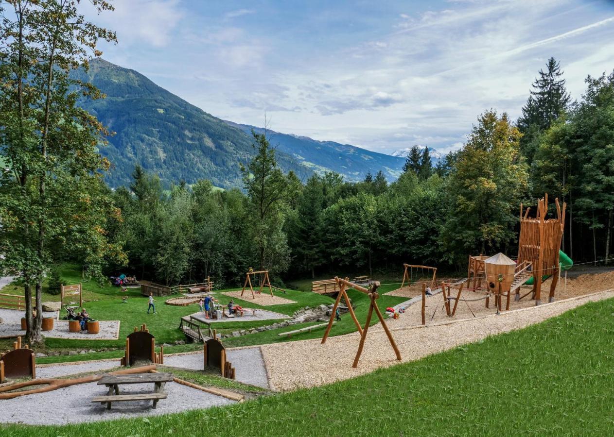 乌登斯Alpen Quartier公寓 外观 照片