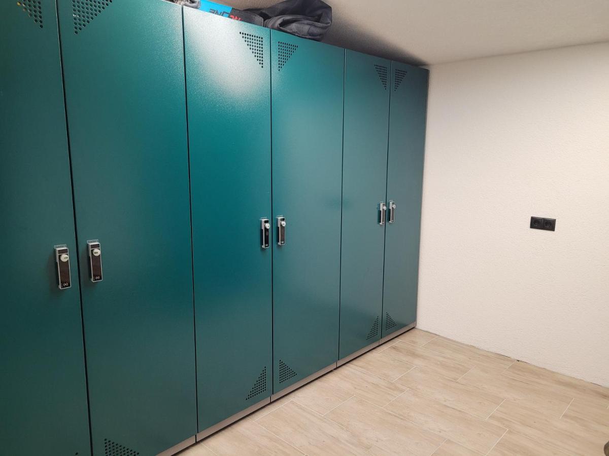 乌登斯Alpen Quartier公寓 外观 照片