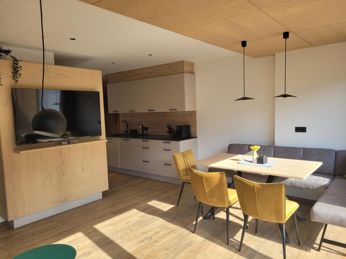 乌登斯Alpen Quartier公寓 外观 照片